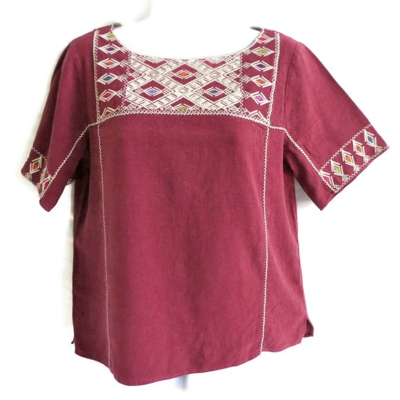 Madewell Tops - Madewell Top Embroidered Tee  Red Linen Blend Diamonds Side Vents Short Sleeve